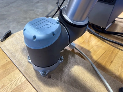 2018 UNIVERSAL ROBOTS UR10 6 Axis Robots | K.B. Industries LLC (10)