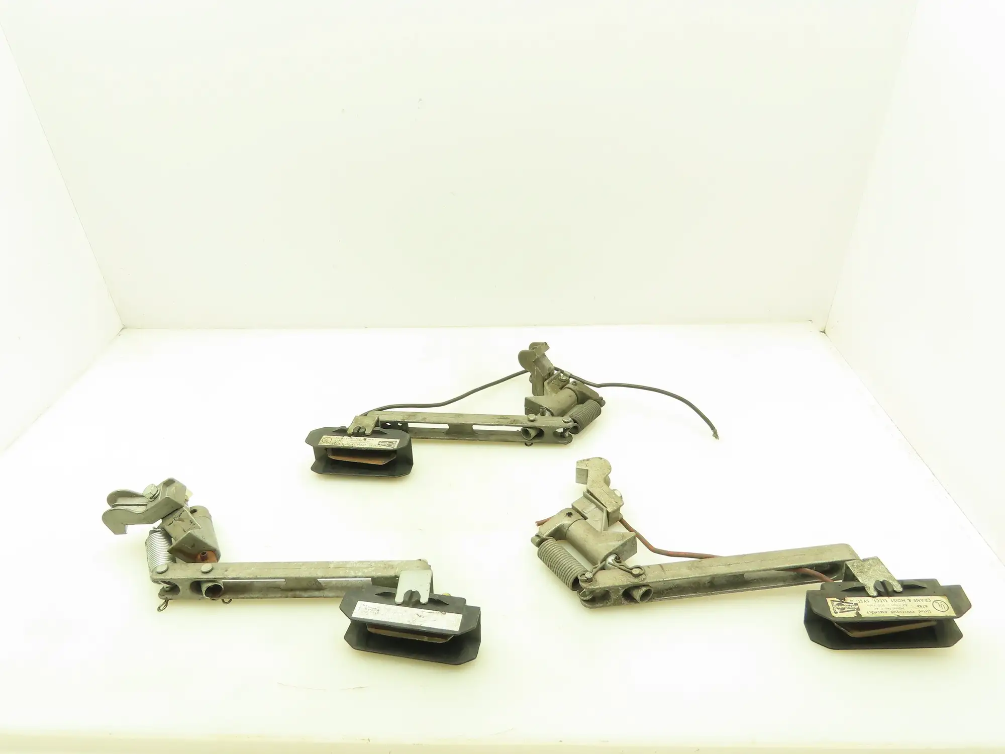 Duct-O-Wire C-40 Crane Hoist Single Shoe Collector Arm 40A 600V  Lot of 3