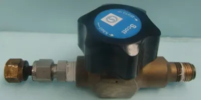 QTY. 1. SCOTT SPECIALTY GASES PRESSURE REGULATOR V...
