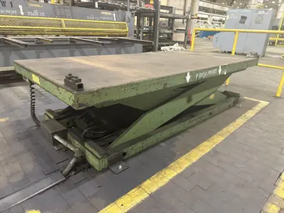 108' X 48" HYDRAULIC LIFT TABLE: STOCK #23555