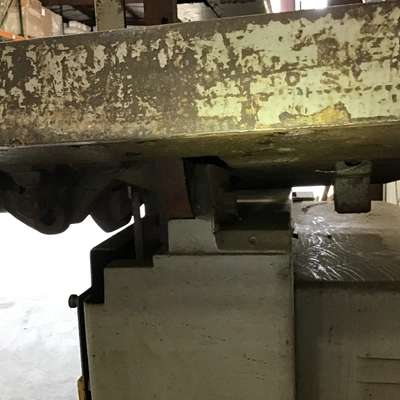DoALL Vertical Contour Band Saw