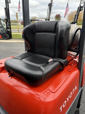 Used 2003 TOYOTA 42-6FGCU15 Misc Forklifts Wisconsin US | Forklifttrader.com #1553115
