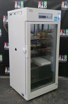 Sanyo MCO-80IC CO2 Large Reach-In Incubator 30.1Cf, 851L, 120v, Fully Tested