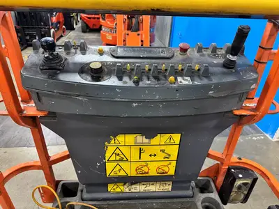 Used 2012 JLG E300AJP Manlifts Minnesota US | Birnstengel Equipment #1550152