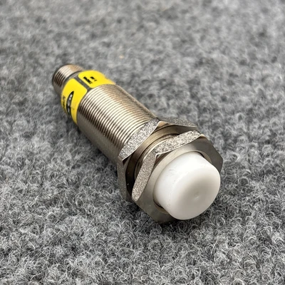 Used Banner Engineering M18GRY2PQ Proximity Sensors California US | Davliegogo LLC #1708053