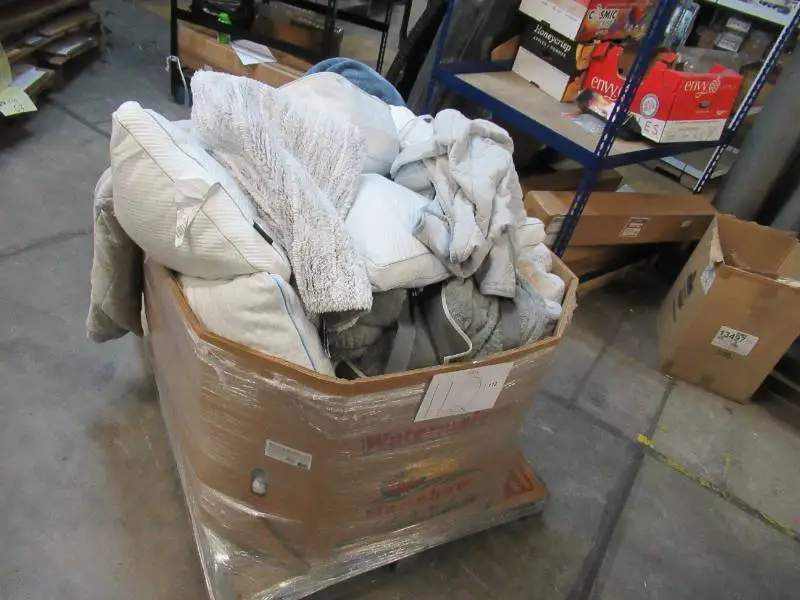 Pallet of Store Overstock and Ecommerce Product and Returns