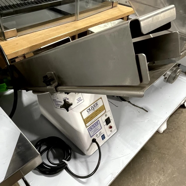 Used _UNKNOWN_ 702-N Bread Slicers Michigan US | Grocery Equipment Sales #1069207
