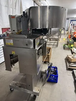 USED KAPS-ALL PACKAGING SYSTEMS, INC. MODEL A-6 PORTABLE 6 SPINDLE INLINE CAPPER