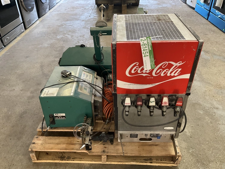 Used COKE MACHINE & WIRE CUTTING MACHINE _UNKNOWN_ Beverage Carbonation Equipment Michigan US | Miedema Asset Management Group #1762472