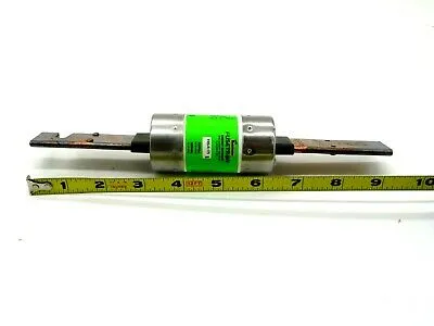 NEW BUSSMANN FUSETRON FRS-R-175 FUSE FRSR175