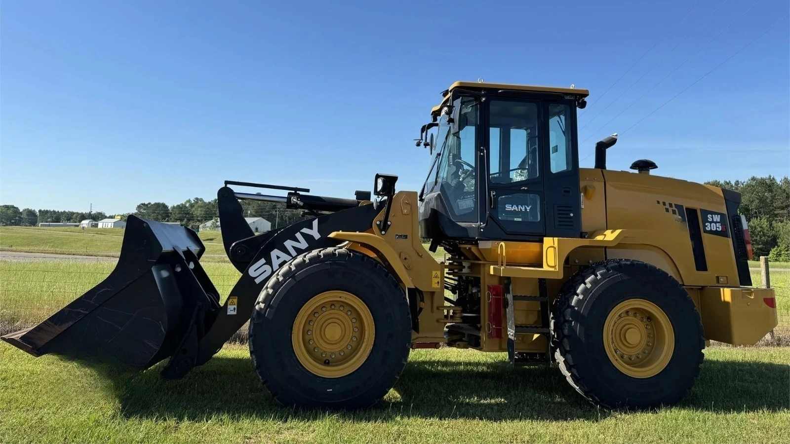USED 2023 Sany SW305K