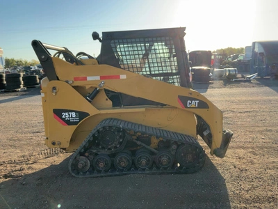 Used 2013 CATERPILLAR 257B3 Compact Track Loaders Michigan US | Miedema Asset Management Group #1579205