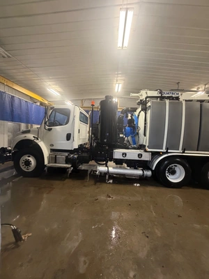 2016 Aquatech B10 Combination Sewer Cleaners | VacSource (2)