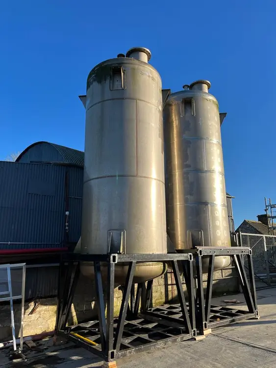 Used _UNKNOWN_ 23,000 Litre Stainless Steel Tanks IE | Perry Equipment #122126