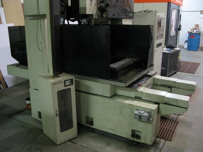 USED 1993 MITSUBISHI DWC300HA