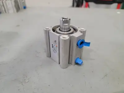 USED SMC NCQ2L40-25DZ