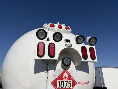 Used 2024 KENWORTH T480 ARROW PROPANE TANK Tanker trucks Minnesota US | Carco Truck & Equipment #1693136