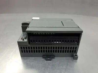 USED Siemens 6ES7 214-1AD23-0XB0 SIMATIC S7-200 CPU 224 Module, 21-28VDC
