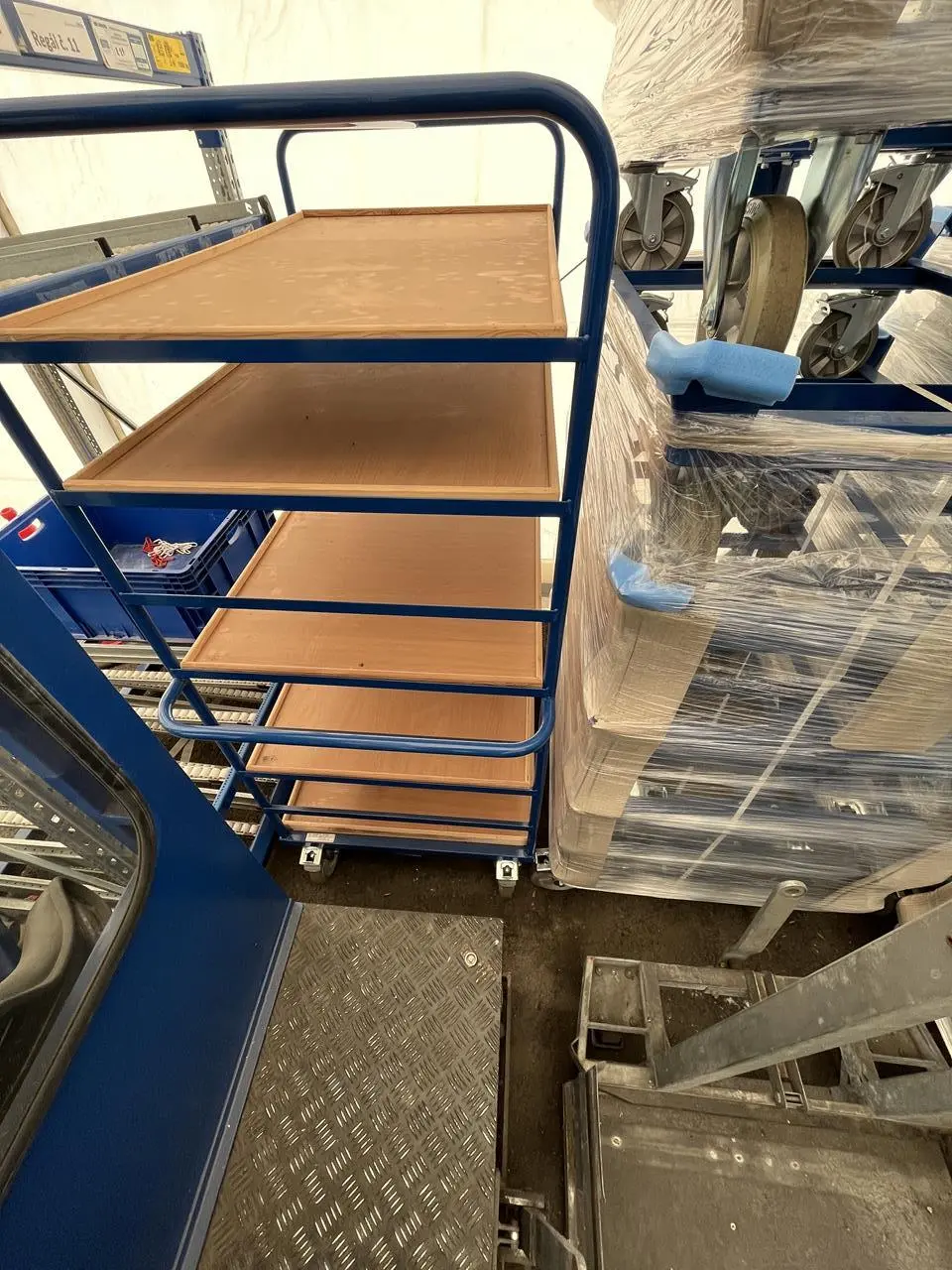 USED Distribution and Warehouse Trolleys