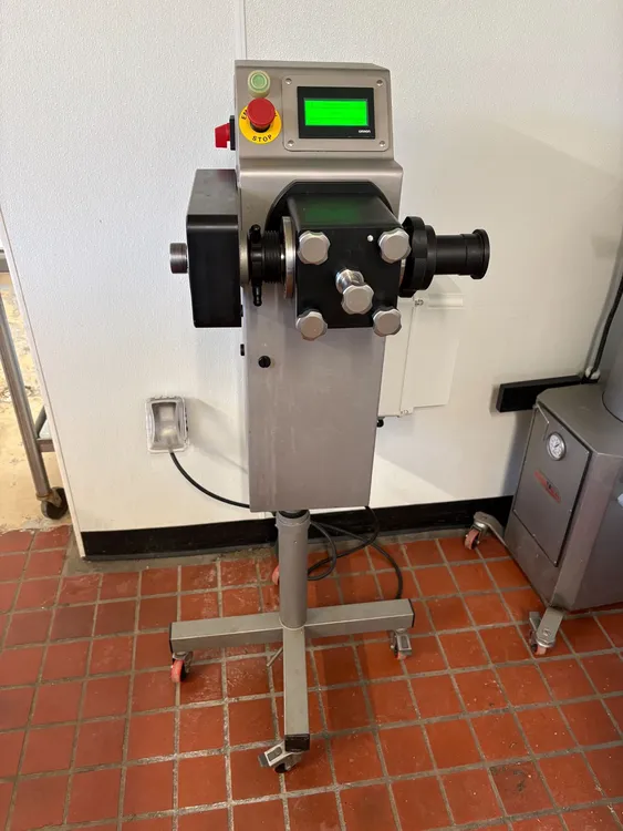 Used MAINCA EM-20 INT Hydraulic Sausage Stuffer with PR-360 INT Automatic Twist Linker Food Processing Equipment (misc) Illinois US | M&M Equipment Corp. #1554061