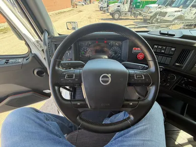 2023 VOLVO VNR300 Dump Trucks | Platinum Group (23)