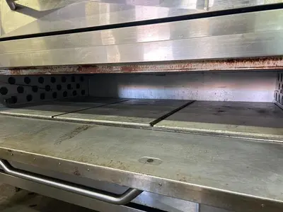 USED BAKERS PRIDE Y602