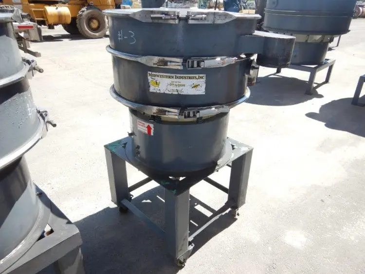 Used MIDWESTERN INDUSTRIES, INC. MR30C8-6 Circular Screeners | Perry Equipment #454435