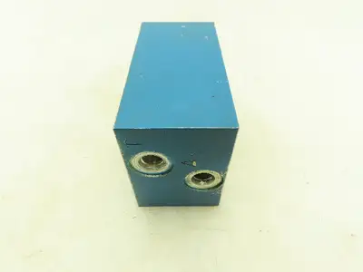 Daman 0895 Aluminum Manifold Sandwich Block SAE-4  LOT OF 2