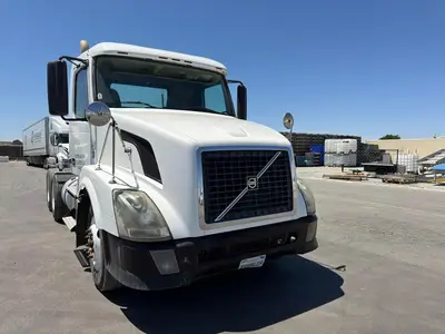 Used 2011 VOLVO VNL64T300 Conventional trucks California US | Ben Kaplan Equipment #1250886