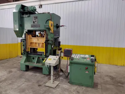USED L&J EM275-42-24