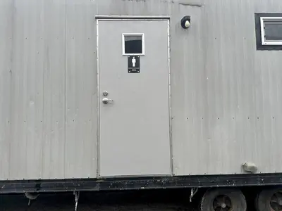 2008 MICHIANA MEN'S & WOMEN'S PORTABLE BATHROOM TRAILER: STOCK #23097