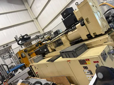 HUSKY H200 R880/55 HORIZONTAL INJECTION MOULDING MACHINES | INJECTION DEPOT (2)