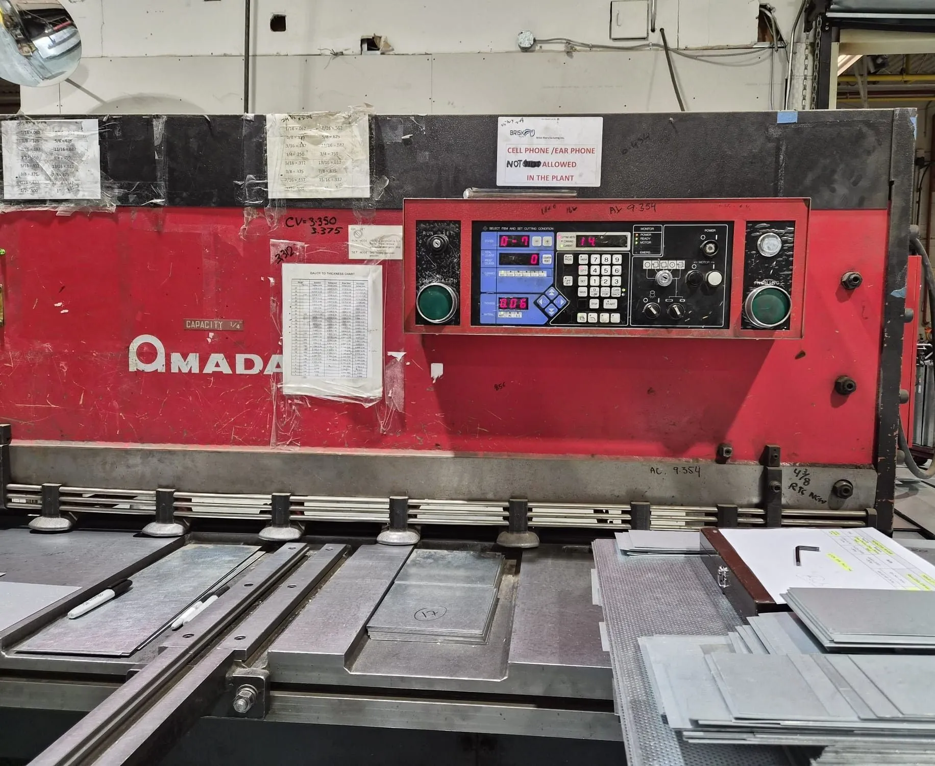 USED 2003 AMADA M-3060
