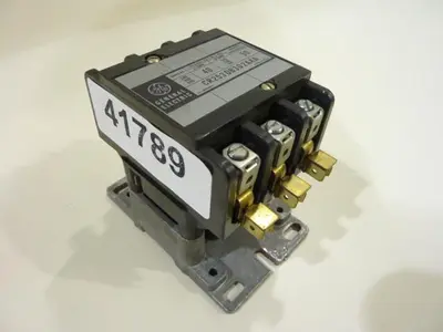 USED GENERAL ELECTRIC / GE CR253DB302AAA