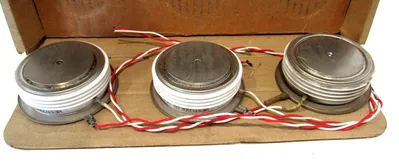 BOX OF 3 NEW WESTCODE 2022-800-0026P3 THYRISTOR 20228000026P3