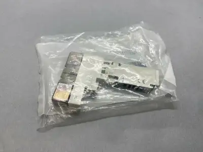 Used SMC VQ2301-51 Solenoid Valves Michigan US | Maverick Industrial Sales #1391536