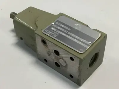 USED BOSCH 0 811 104 102