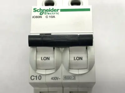 USED SCHNEIDER ELECTRIC A9F04210