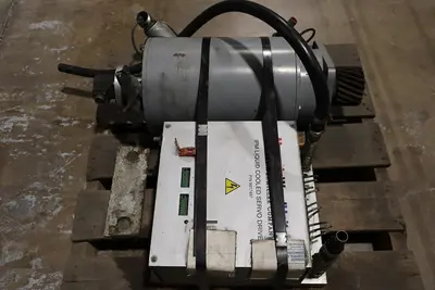 MARQUIP 9917497/ 01K25L5082AD SERVO DRIVE IPM LIQUID-COOLED UNIT STOCK S-586
