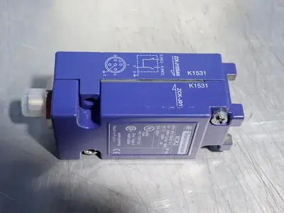 USED TELEMECANIQUE ZCKJ11DSAH