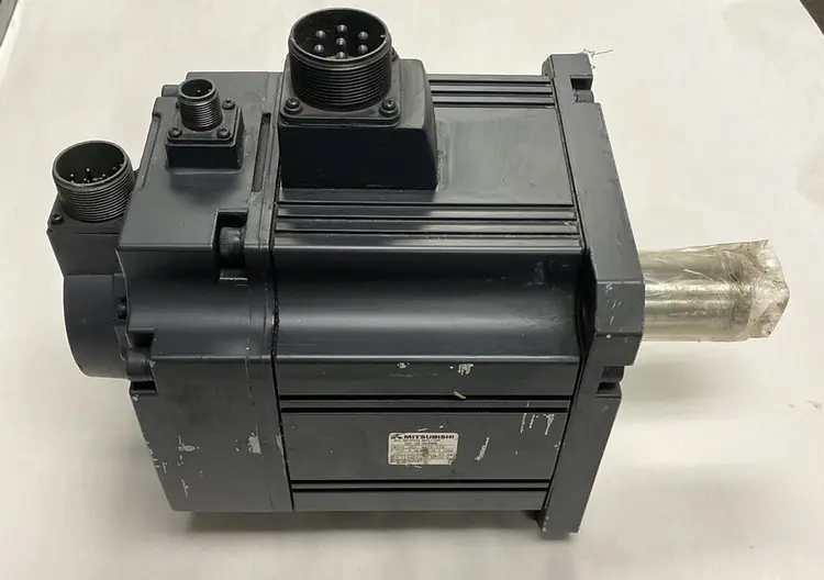 Used MITSUBISHI HC-SF352BK Industrial Controls | Surplus Asset Holdings #1221149