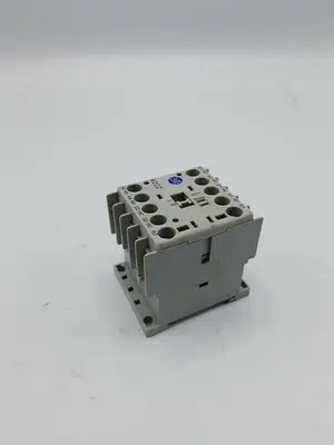 Allen-Bradley 700-K22Z-*