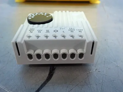 Used RITTAL GMBH SK3110000 Temperature Controls Ohio US | HGR 24 #1064596