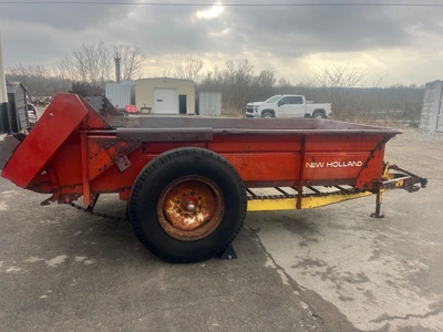 NEW HOLLAND 513 Manure Spreader | County Equipment Company LLC (5)