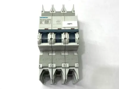 USED SIEMENS MINIATURE CIRCUIT BREAKER 3-POLE 10A