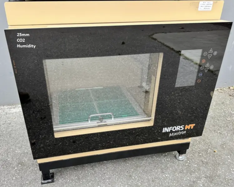 Used _UNKNOWN_ _UNKNOWN_ Incubator Shakers California US | Biotech Equipment Sales #1464413