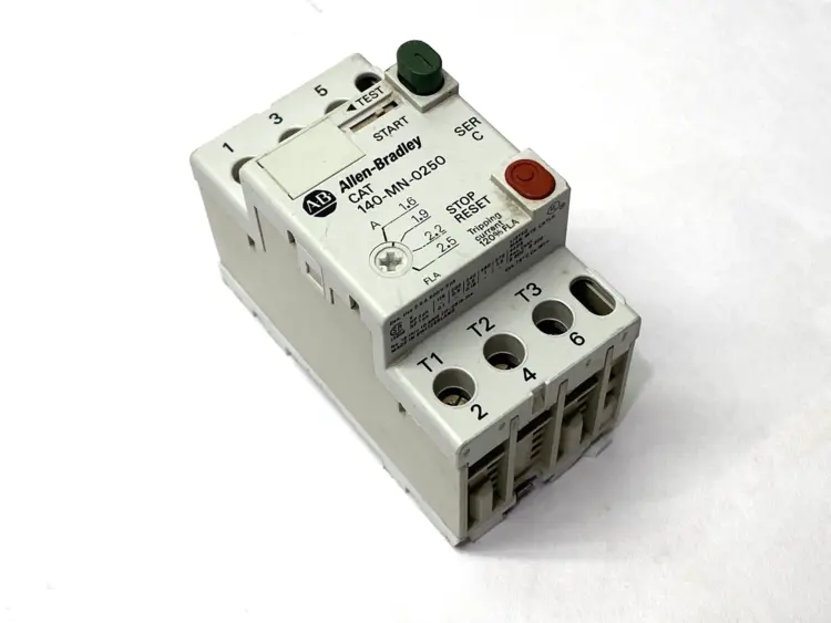 Used ALLEN-BRADLEY MANUAL STARTER 3-PHASE 600V 2.5A Misc Industrial Equipment | Maverick Industrial Sales #1105730