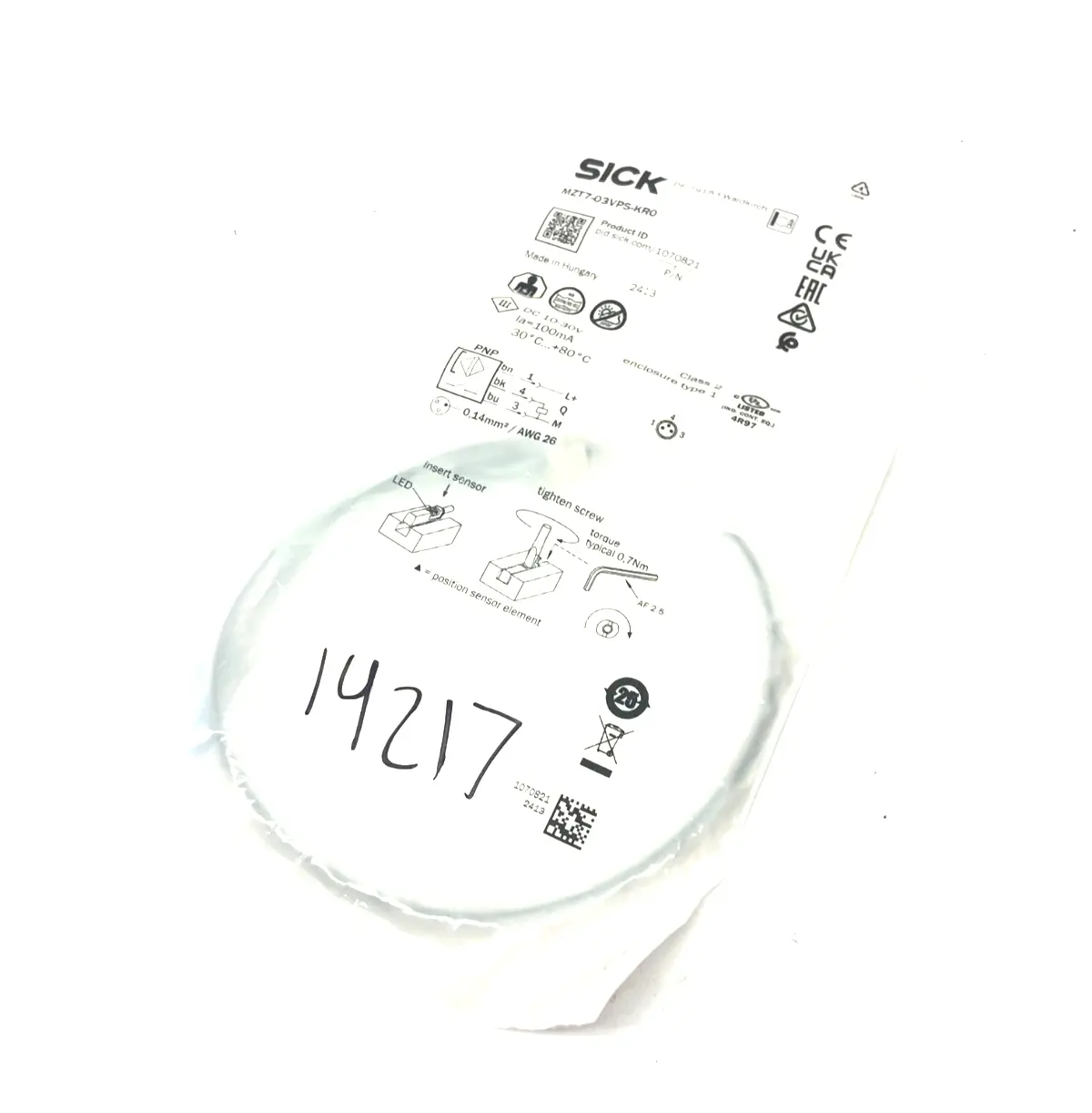 NEW SICK T-SLOT CYLINDER SENSOR PNP 10-30VDC