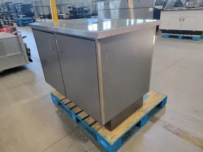 Table Counter with Storage 48" x 30" x 42"