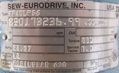 NEW SEW EURODRIVE RF40LP56 GEAR REDUCER 23.37:1